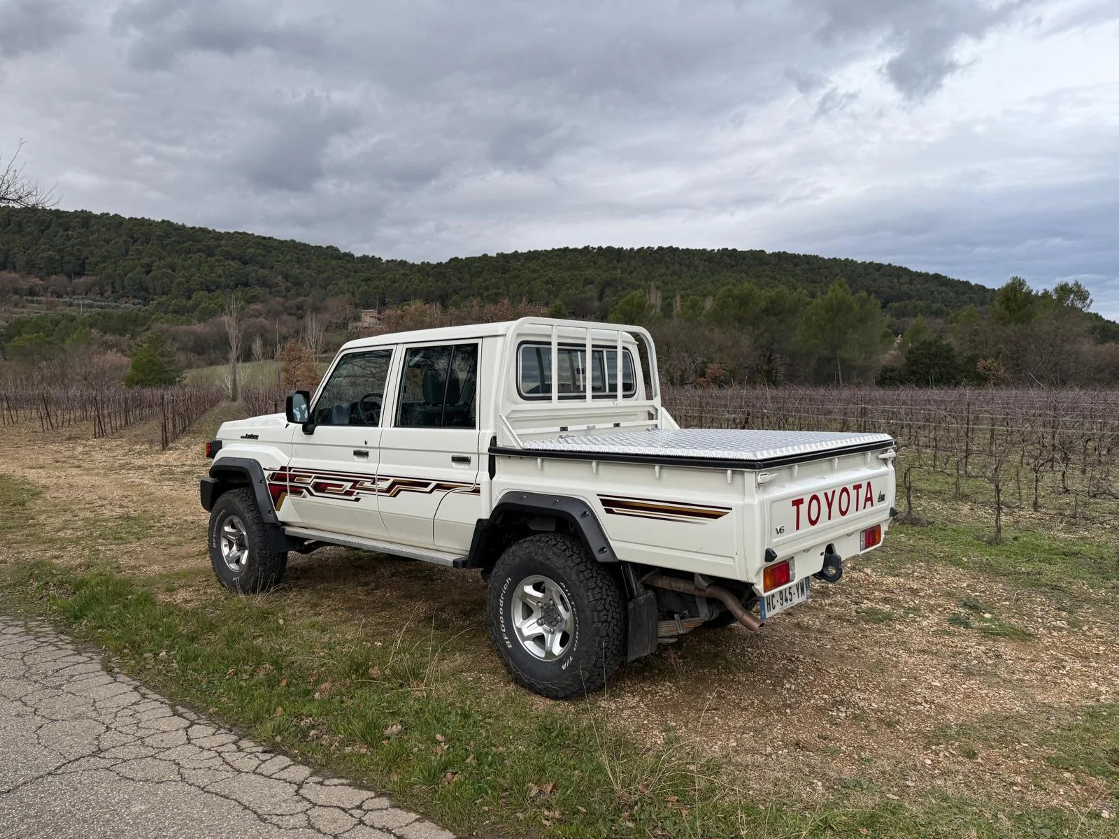 Benne Toyota Land Cruiser 79 Double Cabine