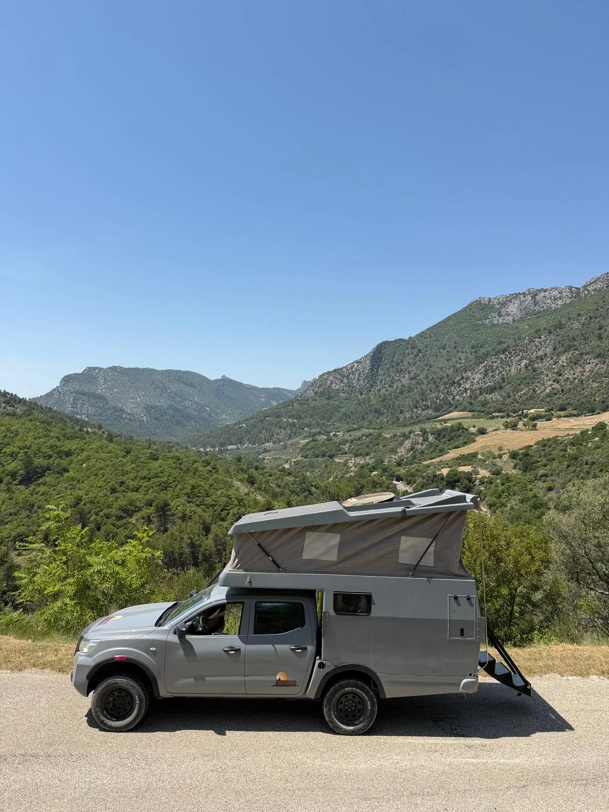 Nissan Navara cellule déployée